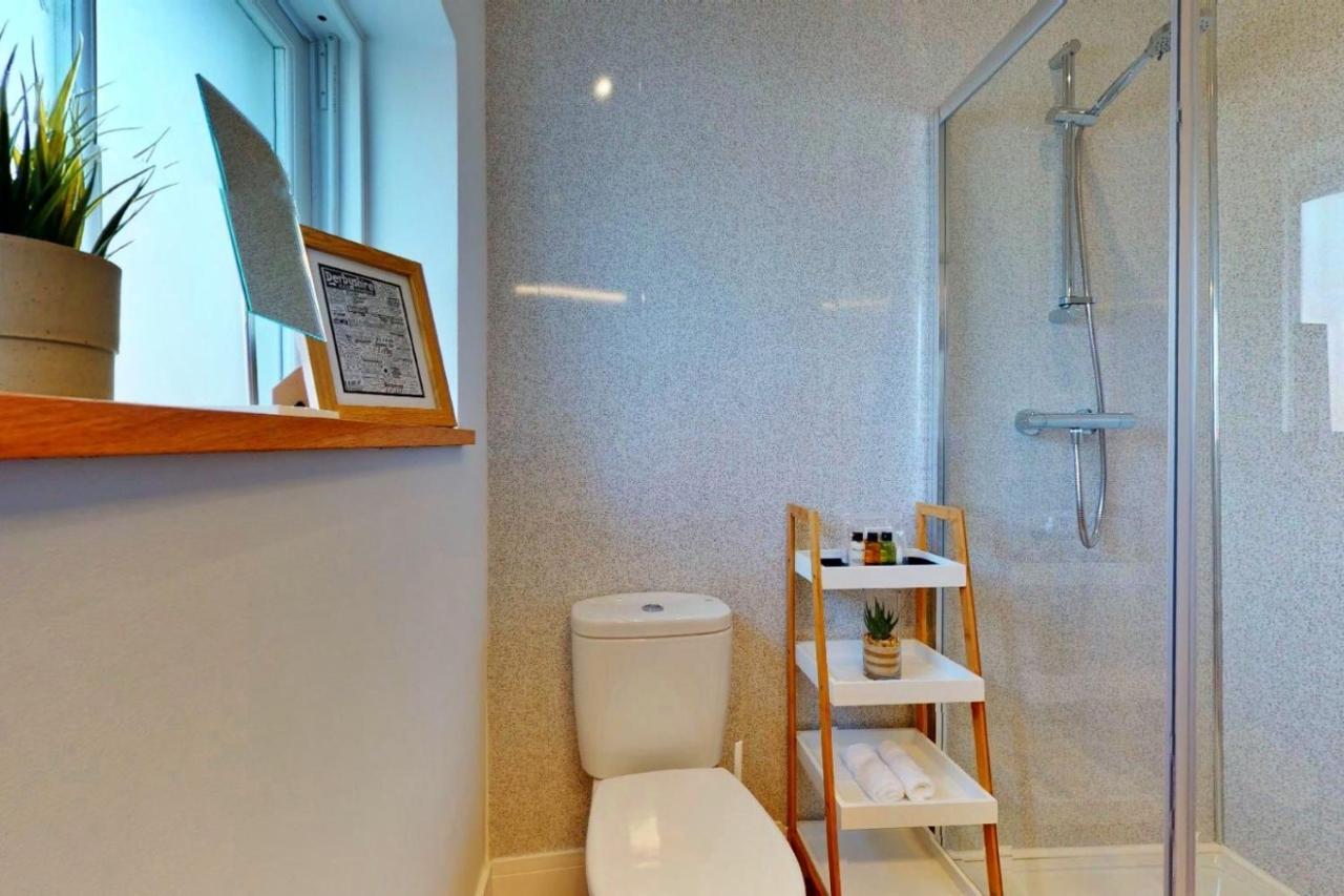 Finest Retreats - Peak Dale Apartment マトロック エクステリア 写真